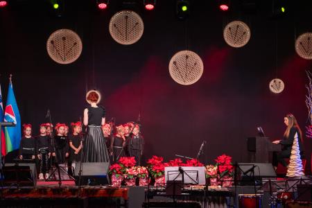 Pevski zbor Vrtec Ribnica1